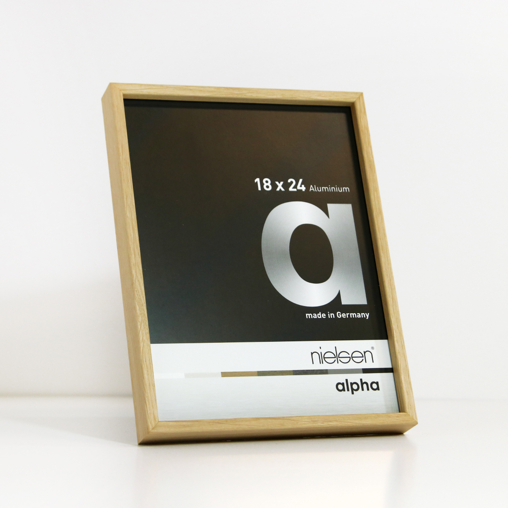 Cadre Alpha placage bois format 18x24